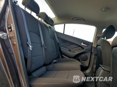 Zdjęcie 10 z 15 samochodu: 2017 KIA FORTE LX VIN:3KPFK4A70HE142794 - miniatura