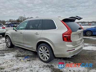 Drugie zdjęcie samochodu z przodu: 2016 VOLVO XC90 T6 VIN:YV4A22PL7G1017177 - miniatura