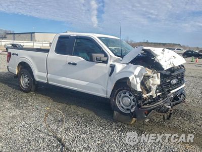 Czwarte zdjęcie samochodu z boku: 2024 FORD F150 XL VIN:1FTEX1LP2RKE65557 - miniatura