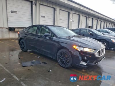 Czwarte zdjęcie samochodu z boku: 2020 FORD FUSION SE VIN:3FA6P0HD2LR252503 - miniatura