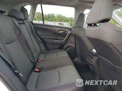 Zdjęcie 11 z 13 samochodu: 2024 TOYOTA RAV4 XLE VIN:2T3W1RFV8RC274605 - miniatura