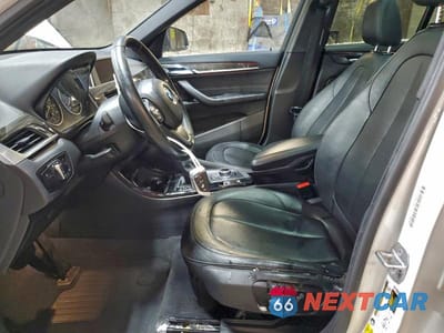 Zdjęcie 7 z 12 samochodu: 2016 BMW X1 XDRIVE28I VIN:WBXHT3Z31G4A49029 - miniatura