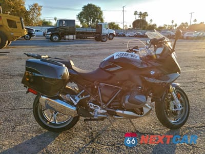 2023 BMW R 1250 RS WB10M8303P6G95838 - główne zdjęcie licytacji z USA - miniatura
