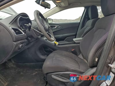 Zdjęcie 7 z 12 samochodu: 2015 CHRYSLER 200 LIMITED VIN:1C3CCCAB1FN558803 - miniatura