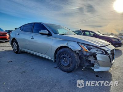 Czwarte zdjęcie samochodu z boku: 2019 NISSAN ALTIMA S VIN:1N4BL4BV4KC188691 - miniatura