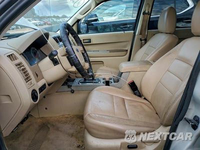 Zdjęcie 7 z 14 samochodu: 2009 FORD ESCAPE XLT VIN:1FMCU03769KC98349 - miniatura