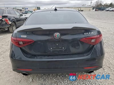 Zdjęcie 6 z 13 samochodu: 2019 ALFA ROMEO GIULIA TI VIN:ZARFAMBN5K7603324 - miniatura