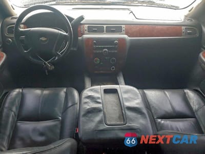 Zdjęcie 8 z 12 samochodu: 2009 CHEVROLET TAHOE C1500 LT VIN:1GNEC233X9R285658 - miniatura