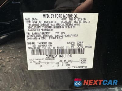 Zdjęcie 10 z 11 samochodu: 2016 LINCOLN MKT VIN:2LMHJ5AT1GBL01391 - miniatura