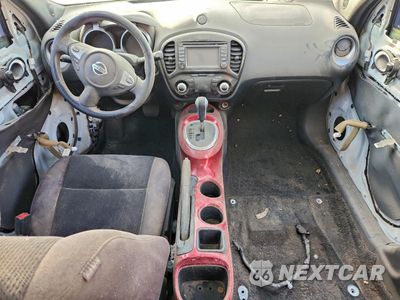 Zdjęcie 8 z 13 samochodu: 2015 NISSAN JUKE S VIN:JN8AF5MV4FT552909 - miniatura