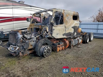 Drugie zdjęcie samochodu z przodu: 2022 VOLVO VNL SEMI TRUCK VIN:4V4NC9EH2NN300038 - miniatura