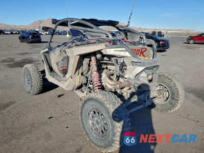 Trzecie zdjęcie samochodu z tyłu: 2022 POLARIS RZR PRO R UTILITY VEHICLE VIN:3NSRGL2K1NG380521 - miniatura