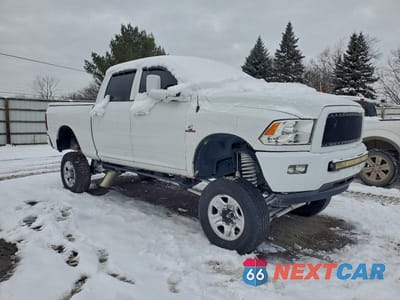 Czwarte zdjęcie samochodu z boku: 2015 RAM 2500 ST VIN:3C6UR5CL7FG611309 - miniatura
