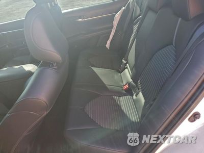 Zdjęcie 10 z 13 samochodu: 2021 TOYOTA CAMRY SE VIN:4T1G11AK8MU523665 - miniatura