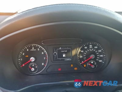 Zdjęcie 9 z 12 samochodu: 2017 KIA SORENTO EX VIN:5XYPHDA52HG201400 - miniatura