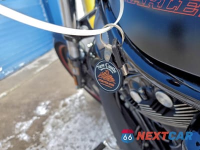 Zdjęcie 8 z 9 samochodu: 2008 HARLEY-DAVIDSON VRSCDX VIN:1HD1HHH138K803988 - miniatura