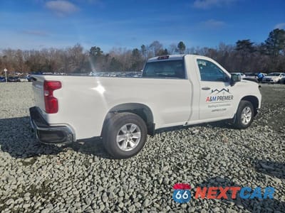Trzecie zdjęcie samochodu z tyłu: 2022 CHEVROLET SILVERADO C1500 VIN:3GCNAAED1NG550850 - miniatura