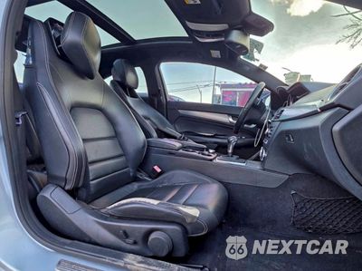 Piąte zdjęcie samochodu w środku: 2013 MERCEDES-BENZ C 250 VIN:WDDGJ4HB0DF995087 - miniatura