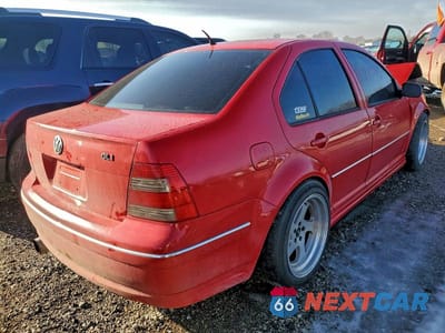 Trzecie zdjęcie samochodu z tyłu: 2005 VOLKSWAGEN JETTA GLI VIN:3VWSE69M25M028094 - miniatura