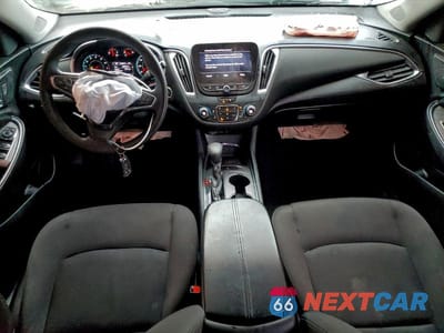 Zdjęcie 8 z 13 samochodu: 2021 CHEVROLET MALIBU LT VIN:1G1ZD5ST7MF060501 - miniatura