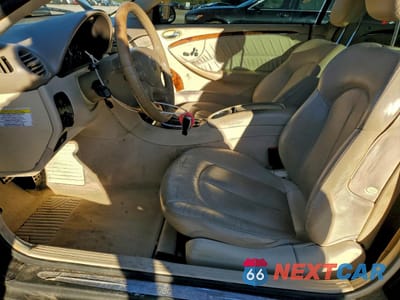Zdjęcie 7 z 13 samochodu: 2007 MERCEDES-BENZ CLK 350 VIN:WDBTK56F07T081198 - miniatura