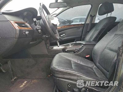 Zdjęcie 7 z 13 samochodu: 2010 BMW 528 XI VIN:WBANV1C56AC443769 - miniatura