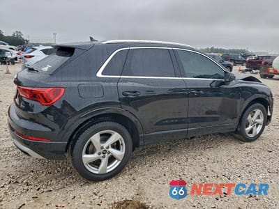 Trzecie zdjęcie samochodu z tyłu: 2021 AUDI Q3 PREMIUM 40 VIN:WA1AUCF38M1095218 - miniatura