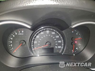 Zdjęcie 9 z 14 samochodu: 2015 KIA SORENTO LX VIN:5XYKT4A74FG589608 - miniatura