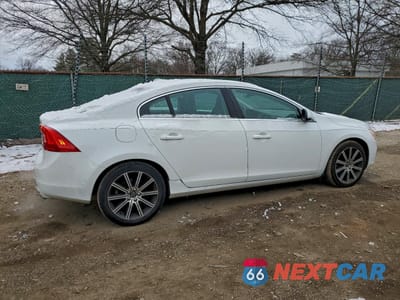 Trzecie zdjęcie samochodu z tyłu: 2017 VOLVO S60 PREMIER VIN:LYV402TK1HB126716 - miniatura