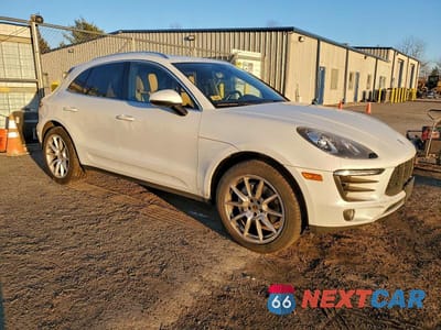 Czwarte zdjęcie samochodu z boku: 2017 PORSCHE MACAN S VIN:WP1AB2A58HLB15720 - miniatura