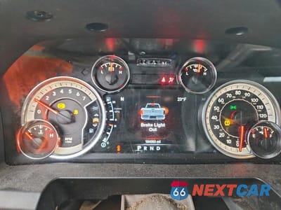 Zdjęcie 9 z 12 samochodu: 2015 RAM 1500 SLT VIN:1C6RR7LG8FS603121 - miniatura