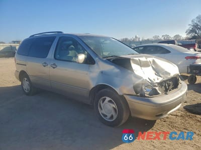 Czwarte zdjęcie samochodu z boku: 2002 TOYOTA SIENNA LE VIN:4T3ZF13C52U427433 - miniatura
