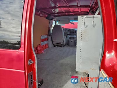 Zdjęcie 10 z 15 samochodu: 2008 FORD ECONOLINE E150 VAN VIN:1FTNE14W58DA81397 - miniatura