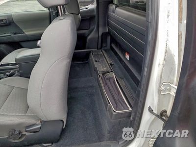 Zdjęcie 10 z 11 samochodu: 2022 TOYOTA TACOMA ACCESS CAB VIN:3TYRX5GN3NT043662 - miniatura