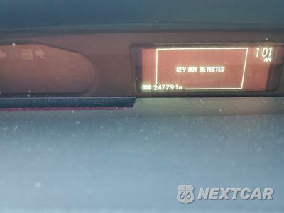 Zdjęcie 9 z 14 samochodu: 2011 TOYOTA PRIUS VIN:JTDKN3DU4B1405431 - miniatura