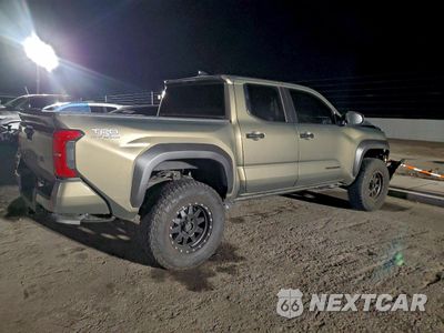 Trzecie zdjęcie samochodu z tyłu: 2025 TOYOTA TACOMA DOU VIN:3TMLB5JN7SM192029 - miniatura