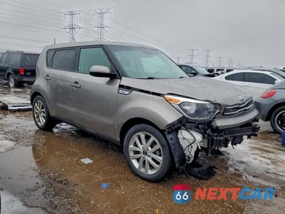 Czwarte zdjęcie samochodu z boku: 2018 KIA SOUL + VIN:KNDJP3A55J7601389 - miniatura