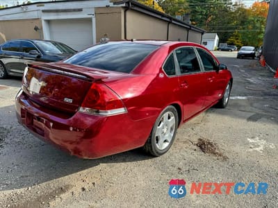 Czwarte zdjęcie samochodu z boku: 2008 CHEVROLET IMPALA SUPER SPORT VIN:2G1WD58C389145408 - miniatura