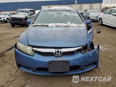 Piąte zdjęcie samochodu w środku: 2010 HONDA CIVIC LX VIN:2HGFA1F58AH305423 - miniatura
