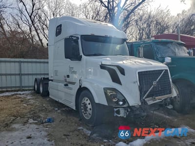 2006 VOLVO VNL SEMI TRUCK 4V4NC9GHX6N420460 - główne zdjęcie licytacji z USA - miniatura