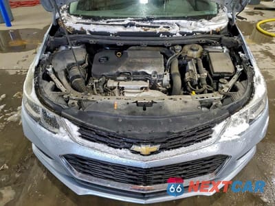 Zdjęcie 11 z 12 samochodu: 2017 CHEVROLET CRUZE LS VIN:3G1BC5SMXHS558819 - miniatura