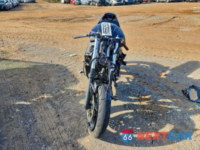 Drugie zdjęcie samochodu z przodu: 2005 YAMAHA YZFR6 L VIN:JYARJ06E85A020453 - miniatura