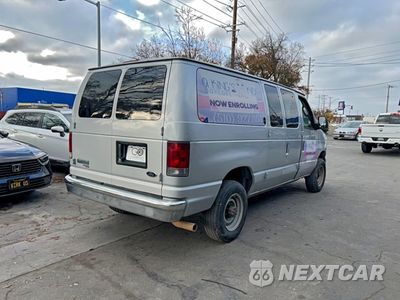 Czwarte zdjęcie samochodu z boku: 2007 FORD ECONOLINE E350 SUPER DUTY WAGON VIN:1FBNE31L07DB06585 - miniatura