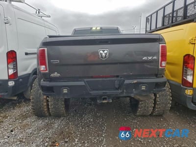 Zdjęcie 6 z 12 samochodu: 2018 RAM 3500 LARAMIE VIN:3C63RRJL2JG354719 - miniatura