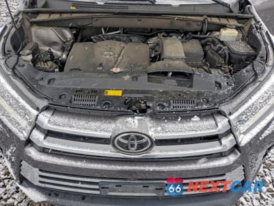 Zdjęcie 12 z 16 samochodu: 2017 TOYOTA HIGHLANDER LIMITED VIN:5TDDZRFH4HS466421 - miniatura