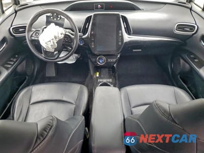 Zdjęcie 8 z 12 samochodu: 2022 TOYOTA PRIUS PRIME XLE VIN:JTDKAMFP8N3203001 - miniatura