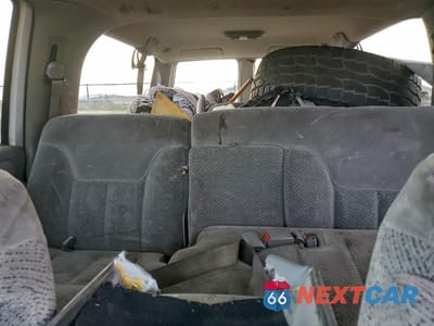 Zdjęcie 10 z 15 samochodu: 1999 CHEVROLET SUBURBAN C2500 VIN:3GNGC26JXXG196818 - miniatura