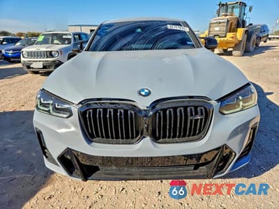Piąte zdjęcie samochodu w środku: 2025 BMW X4 M40I VIN:5UX43DT07S9Y15384 - miniatura