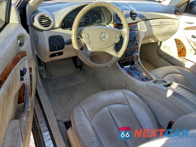 Zdjęcie 8 z 13 samochodu: 2007 MERCEDES-BENZ CLK 350 VIN:WDBTK56F07T081198 - miniatura