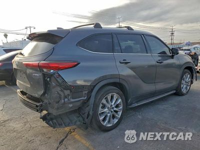 Trzecie zdjęcie samochodu z tyłu: 2023 TOYOTA HIGHLANDER HYBRID LIMITED VIN:5TDYARAH6PS523491 - miniatura